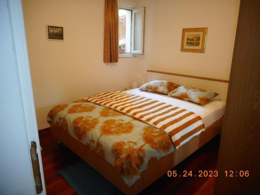 No.57 Apartment *