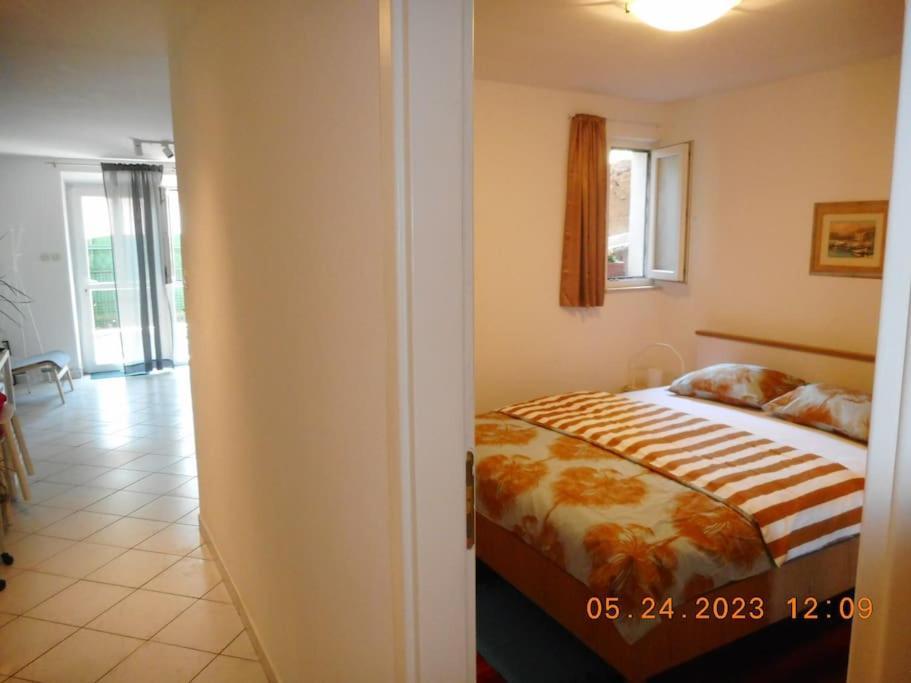 No.57 Apartment *